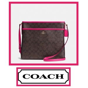 NWOT Signature Coach Shoulder or Crossbody